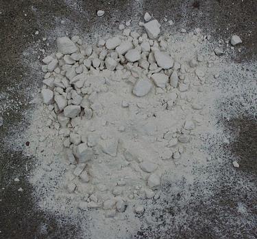  Dolomite powder  